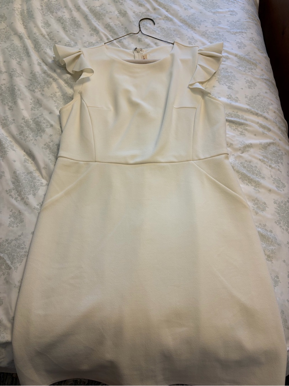 Elegant White Ruffle-Sleeve Women's Dress
